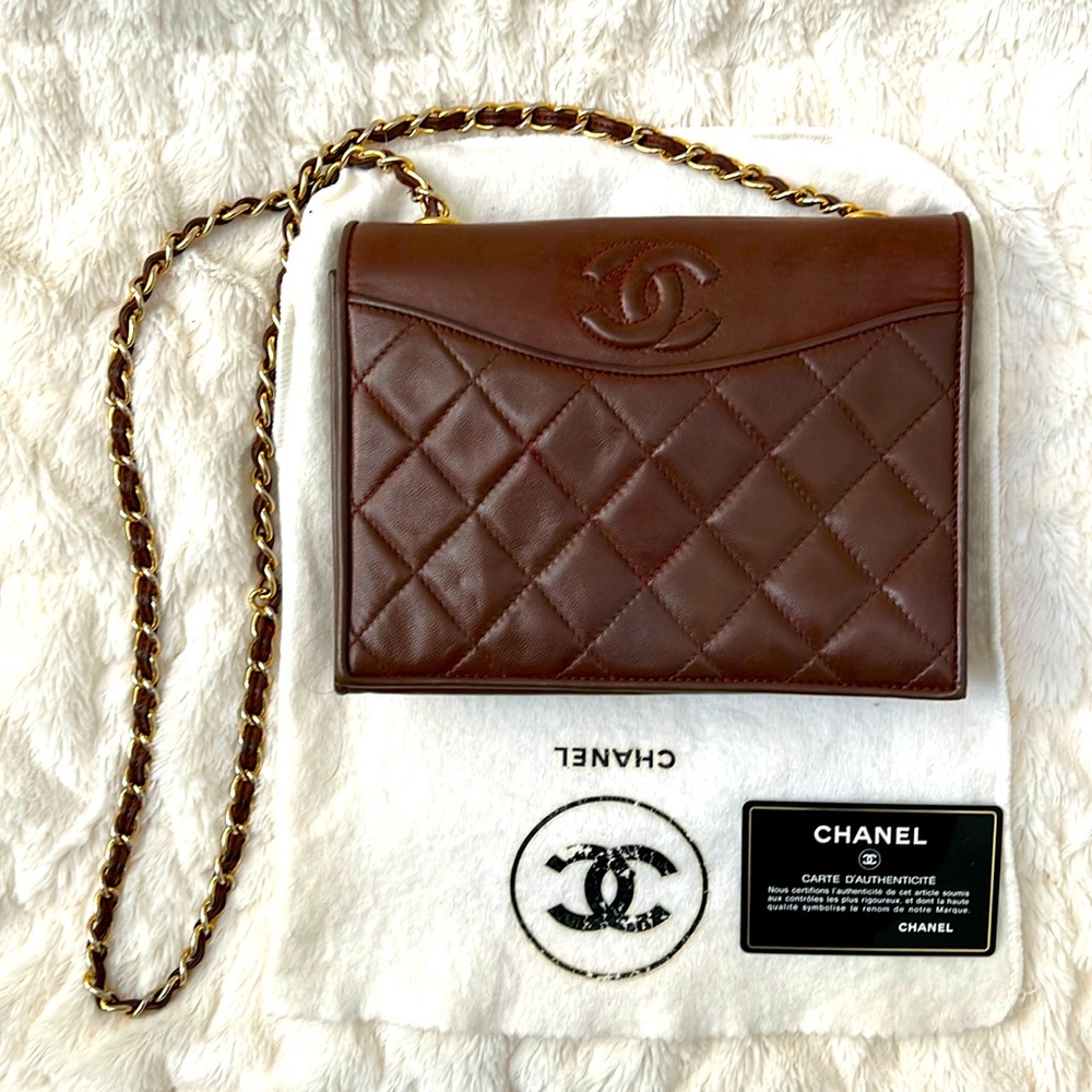 AUTHENTIC Vintage Chanel lambskin single flap (RARE chocolate brown color) 80s